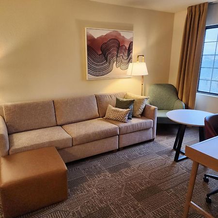 Staybridge Suites Allentown Airport Lehigh Valley By Ihg Екстер'єр фото