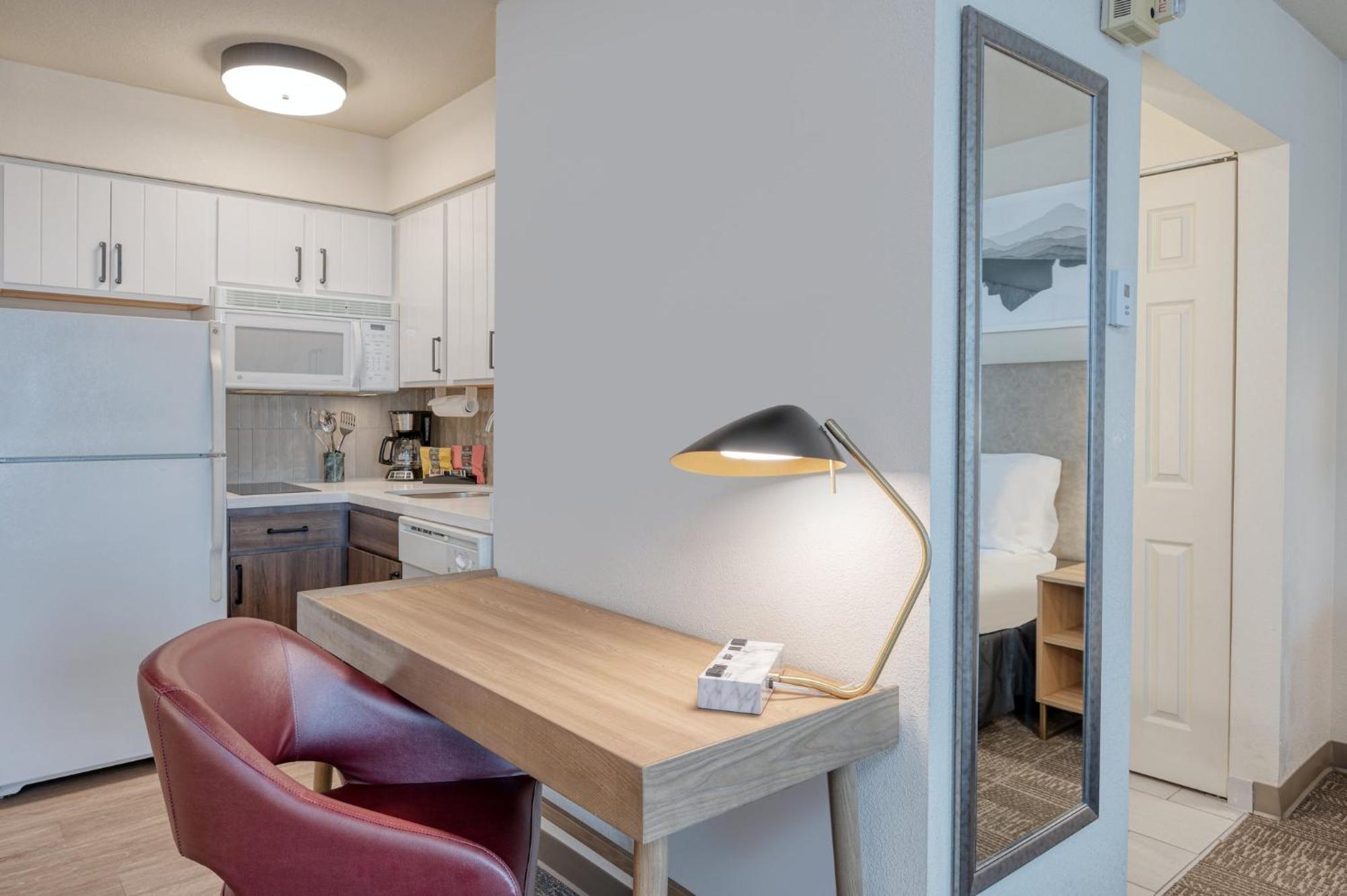 Staybridge Suites Allentown Airport Lehigh Valley By Ihg Екстер'єр фото