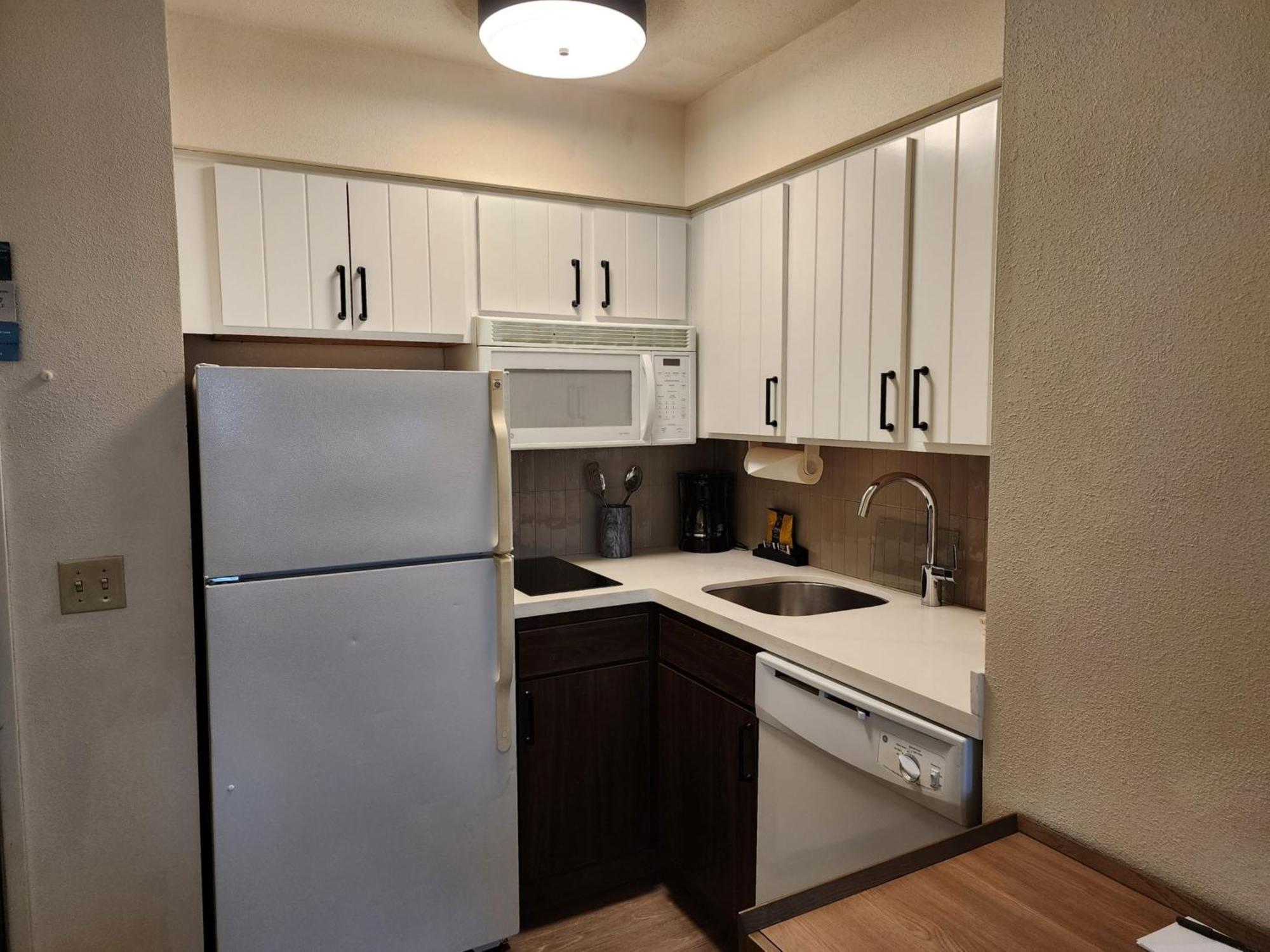 Staybridge Suites Allentown Airport Lehigh Valley By Ihg Екстер'єр фото
